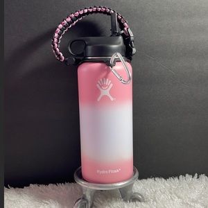 New 32 oz Hydro Flask w/paracord handle & flex lid